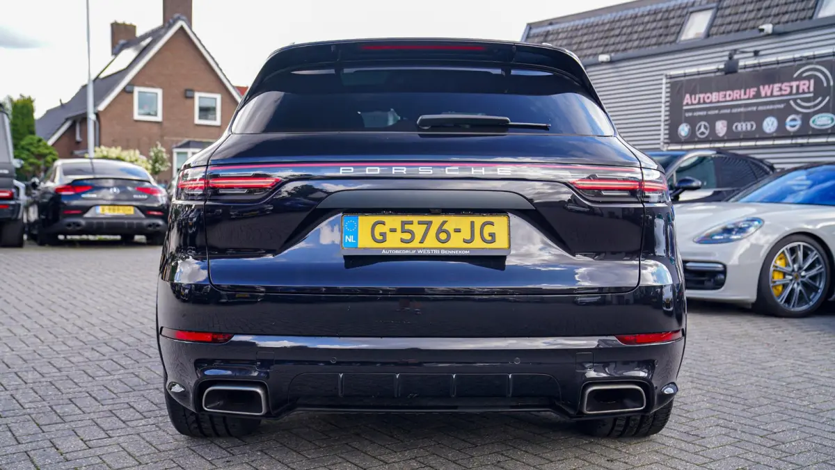 3.0 E-Hybrid | Massage | Stoelverkoeling | 360 Camera | Bose