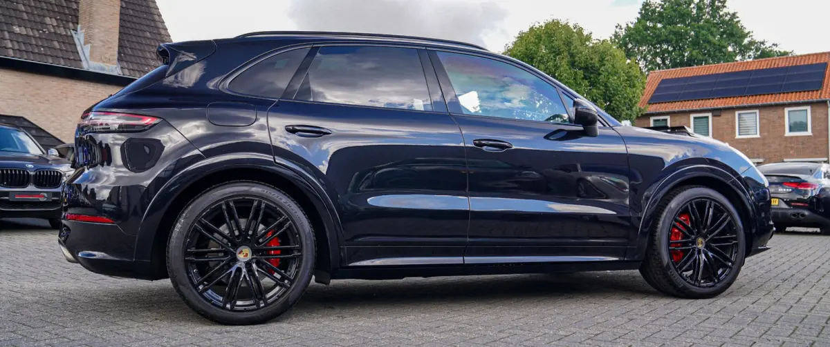 3.0 E-Hybrid | Massage | Stoelverkoeling | 360 Camera | Bose