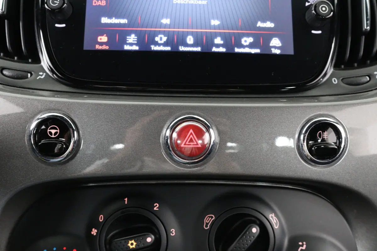 1.0 Hybrid | Navi By App | Airco | Cruise Control | DAB | Elektrische Ramen