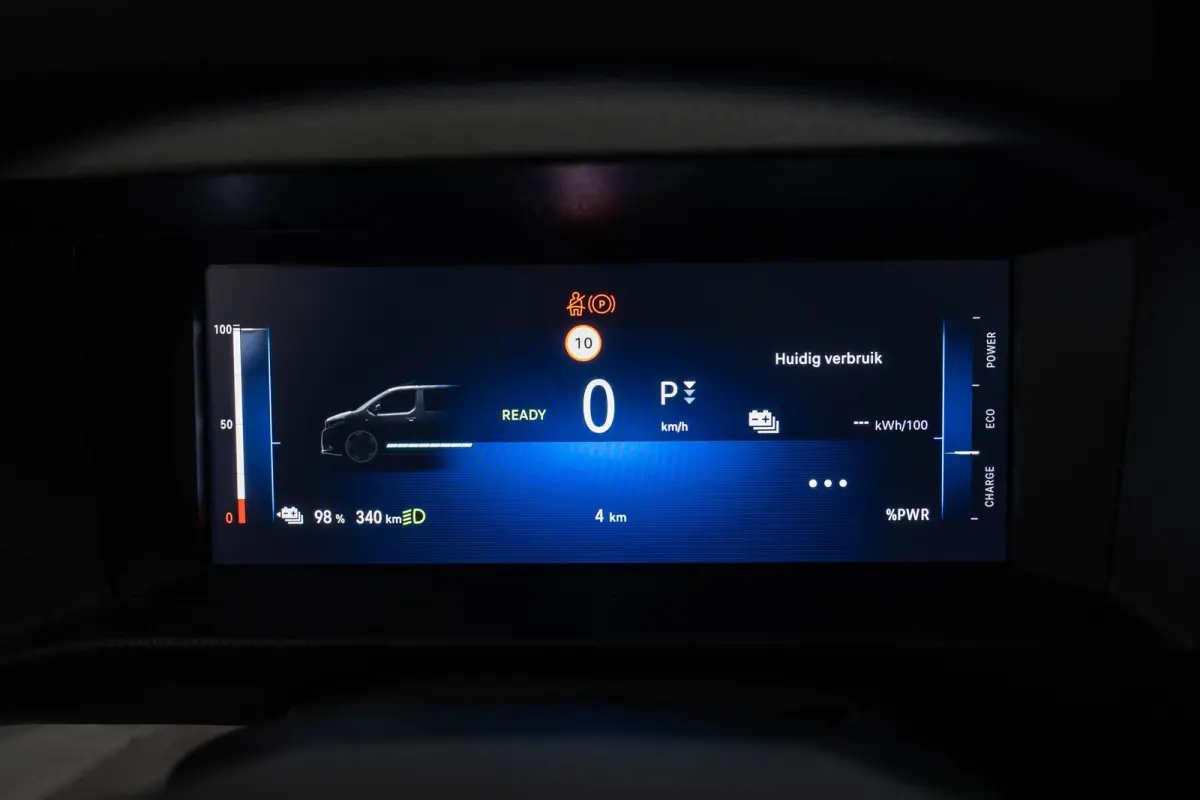 Electric L3 75 kWh | Tot 8 Jaar Garantie | Apple Carplay & Android Auto | Camera | Parkeersensoren | Cruise Controle | Comfrot Tussenschot |