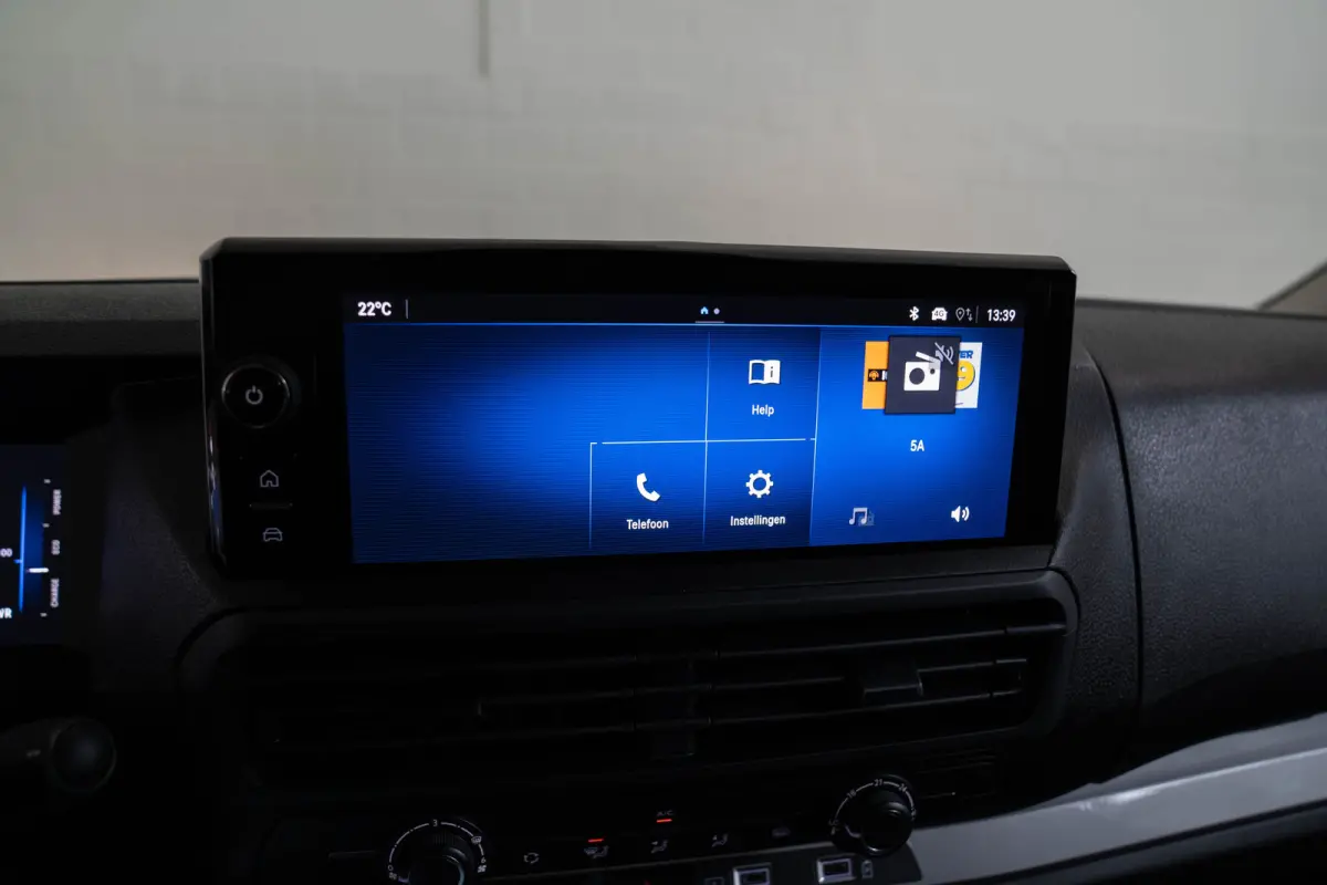 Electric L3 75 kWh | Tot 8 Jaar Garantie | Apple Carplay & Android Auto | Camera | Parkeersensoren | Cruise Controle | Comfrot Tussenschot |
