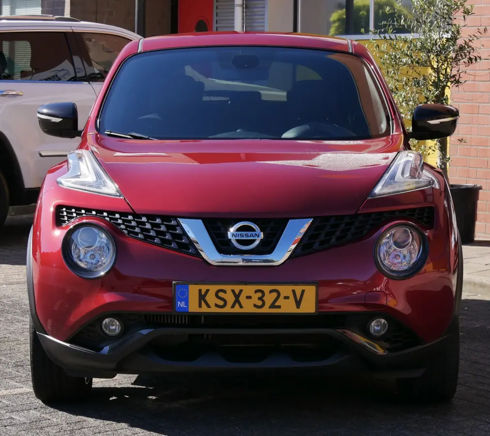 1.2 DIG-T S/S N-Connecta. camera. leder/alcantara. navi