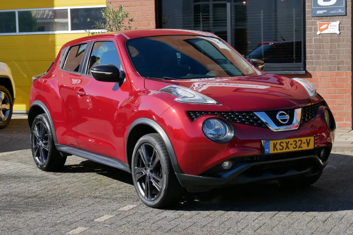 1.2 DIG-T S/S N-Connecta. camera. leder/alcantara. navi