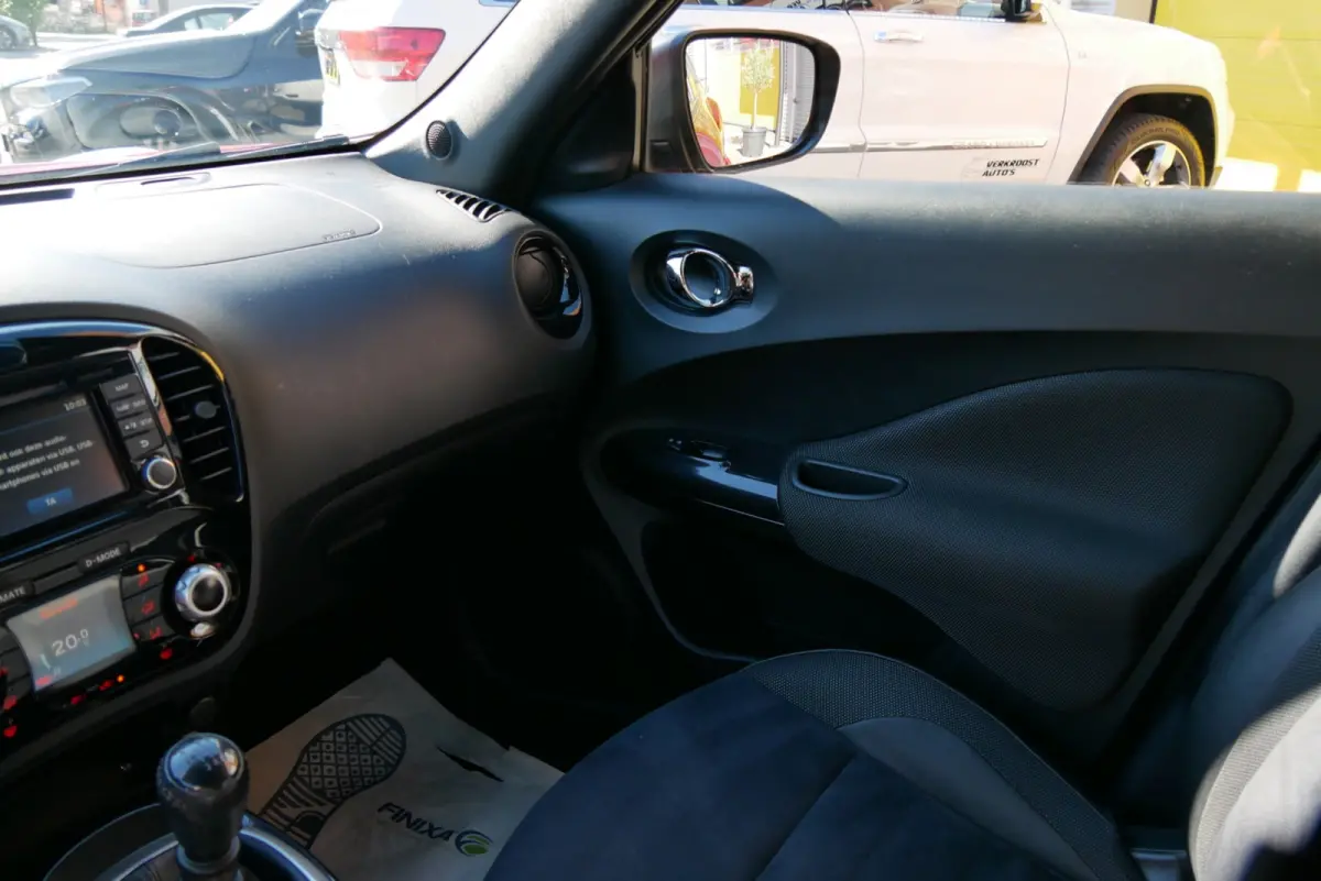 1.2 DIG-T S/S N-Connecta. camera. leder/alcantara. navi