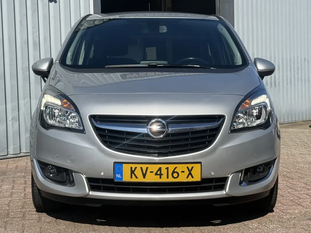 1.4 Turbo Cosmo | DEALER ONDERHOUDEN | NAVI | TREKHAAK | PDC V/A | CRUISE |