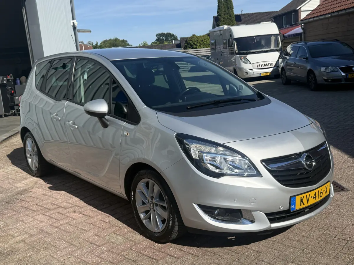 1.4 Turbo Cosmo | DEALER ONDERHOUDEN | NAVI | TREKHAAK | PDC V/A | CRUISE |
