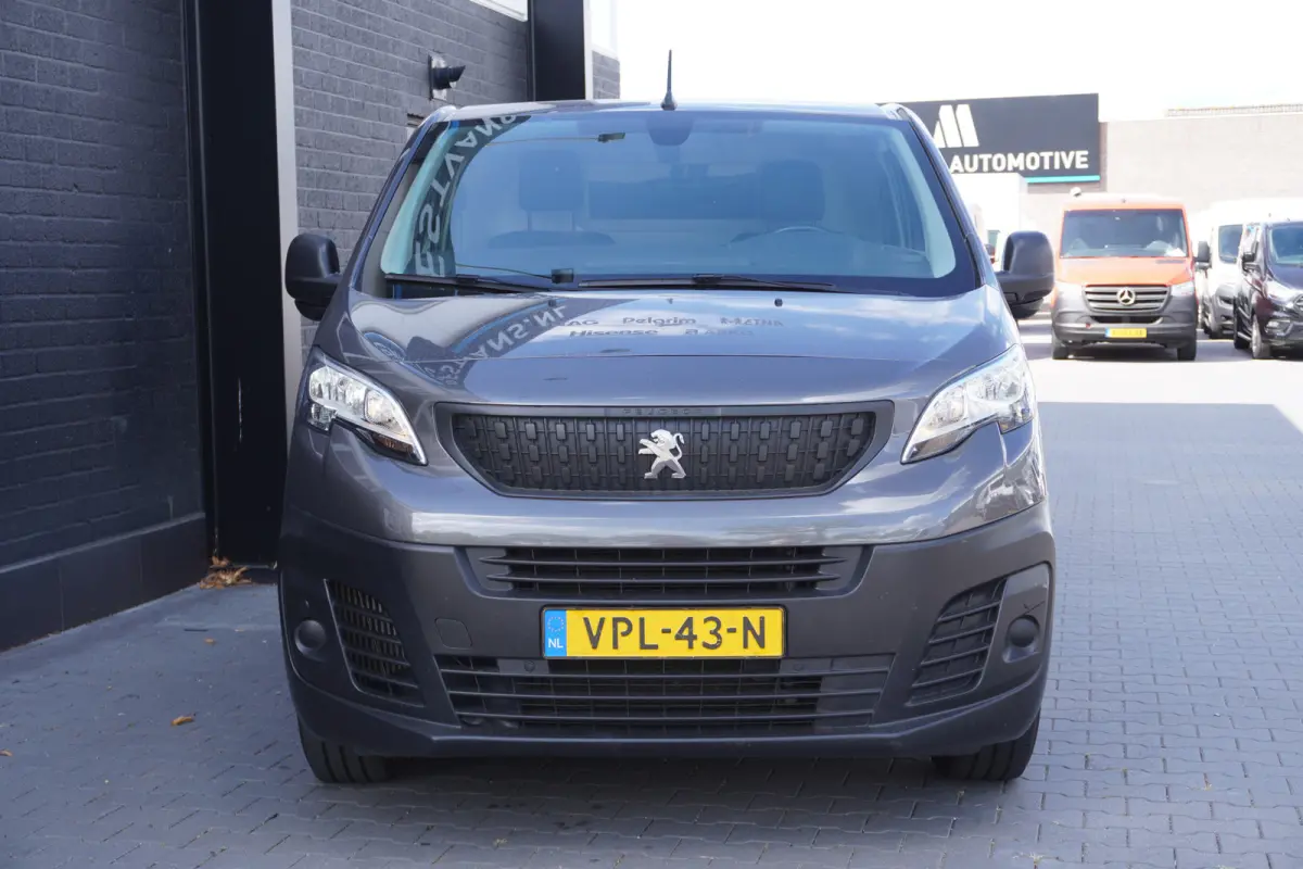2.0 BlueHDI L2 145PK AUTOMAAT EURO 6 - Airco - PDC - Camera - €14.900,- Excl.