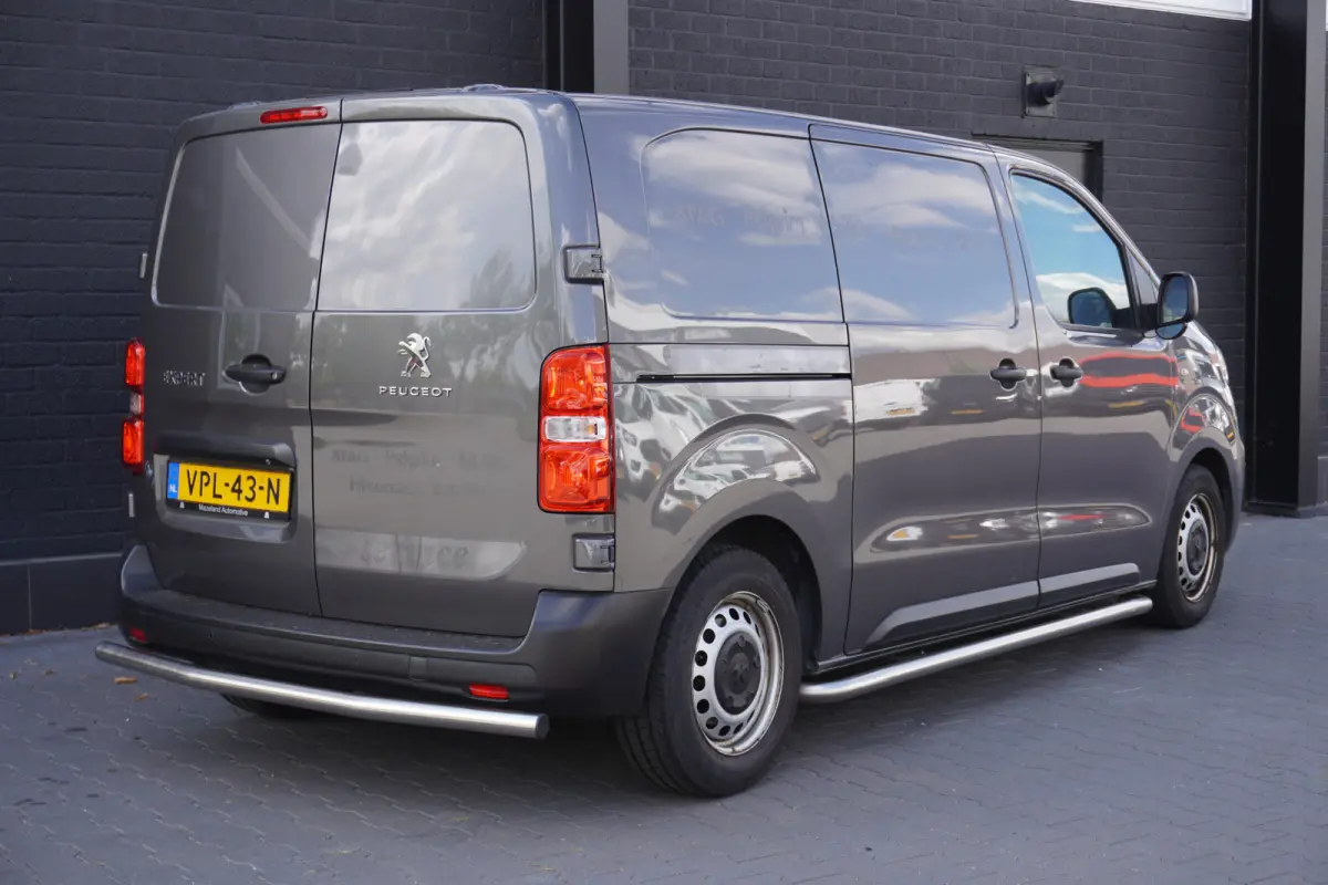2.0 BlueHDI L2 145PK AUTOMAAT EURO 6 - Airco - PDC - Camera - €14.900,- Excl.