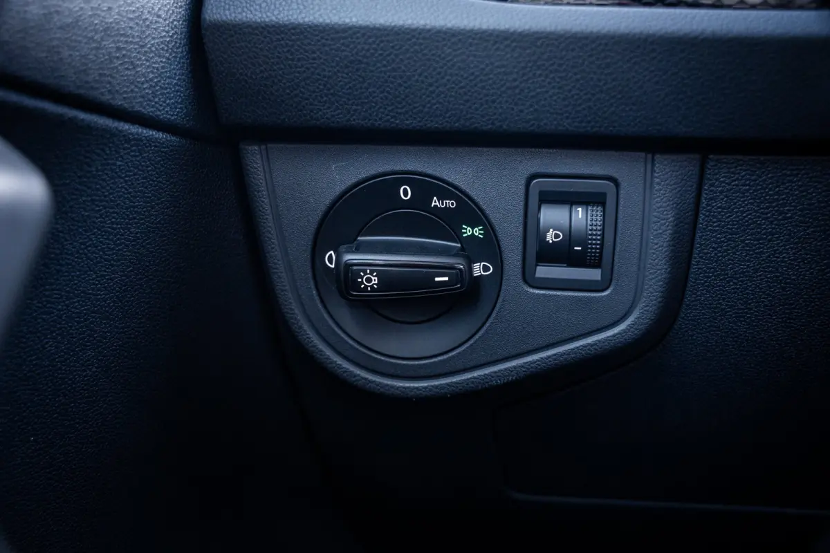 1.0 TSI Life | Airco | Apple Carplay/Android Auto|telefoonintegratie premium | Parkeersensor voor en achter