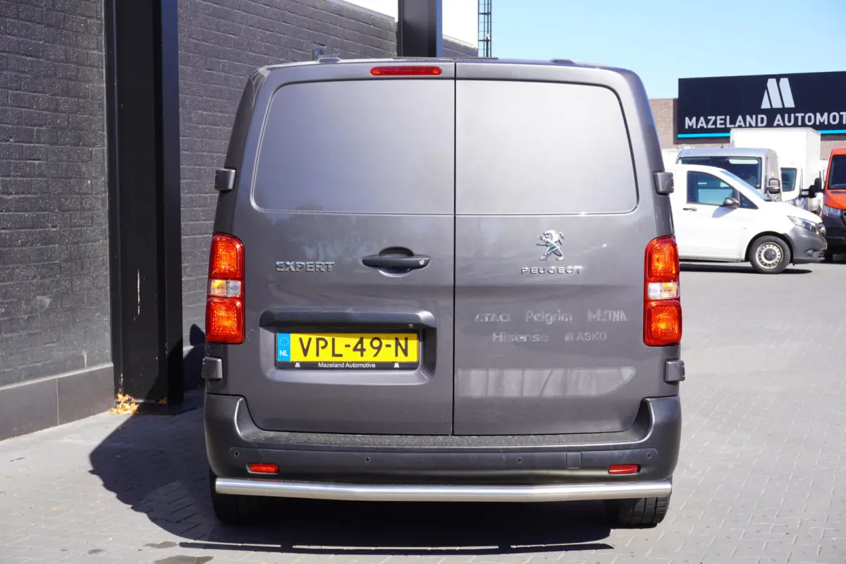 2.0 BlueHDI L2 145PK AUTOMAAT EURO 6 - Airco - PDC - Camera - €16.900,- Excl.