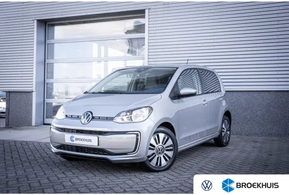 | Achteruitrijcamera | Airconditioning Climatronic 1-zone | Dagrijlicht LED