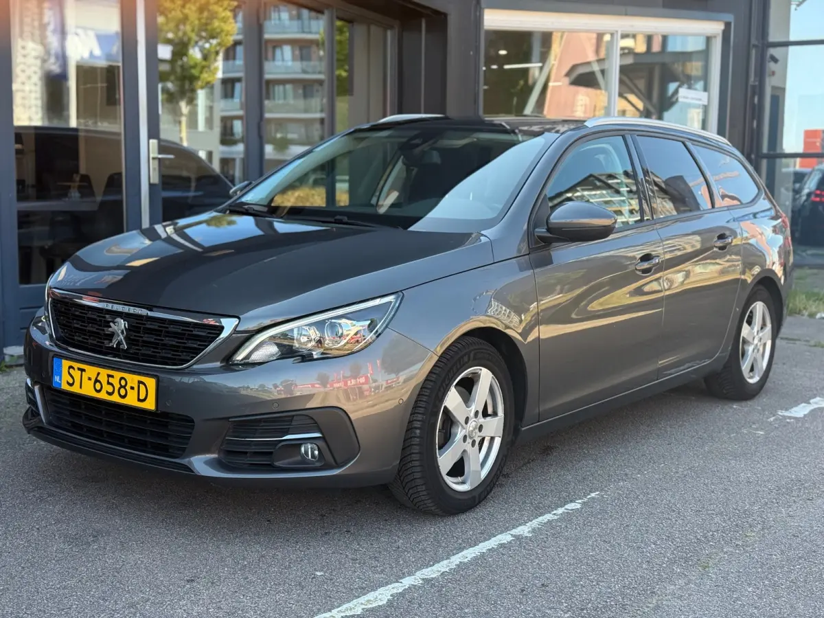 1.2 PureTech Executive | Cruise | Airco | PDC
