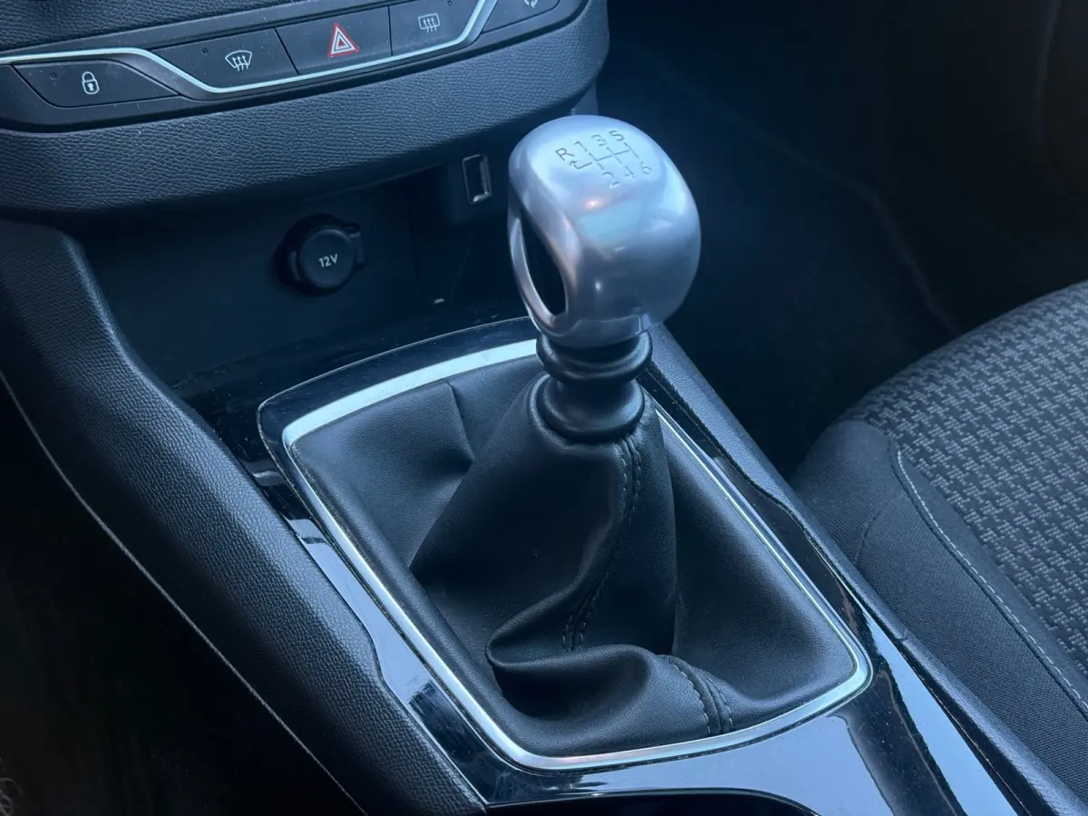 1.2 PureTech Executive | Cruise | Airco | PDC
