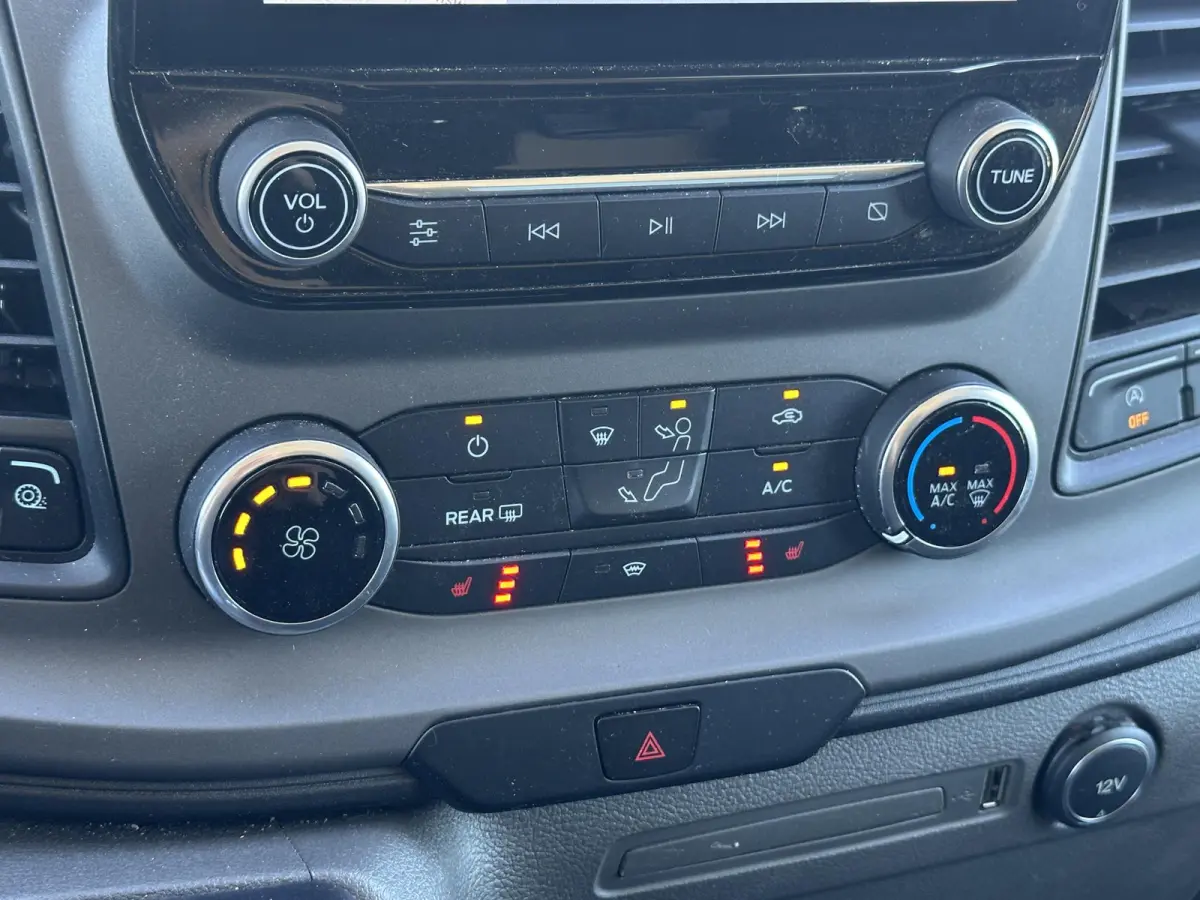 280 2.0 TDCI L1H1 Trend Automaat|Navi|Cruise|Trekh Omvormer