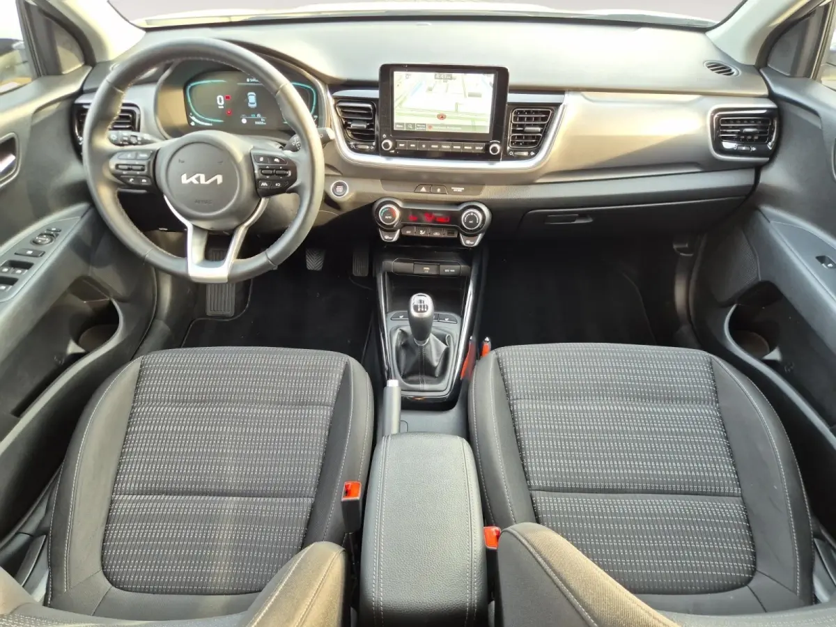 1.0 T-GDi MHEV DynamicPlusLine | Cruise Control | Climate Control | Stoelverwarming | Stuurverwarming | Navigatie | Camera | Privacy Glass |