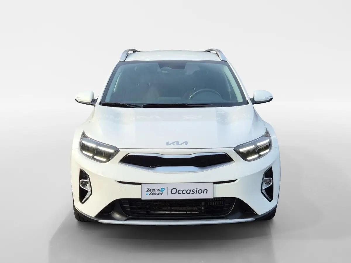 1.0 T-GDi MHEV DynamicPlusLine | Cruise Control | Climate Control | Stoelverwarming | Stuurverwarming | Navigatie | Camera | Privacy Glass |