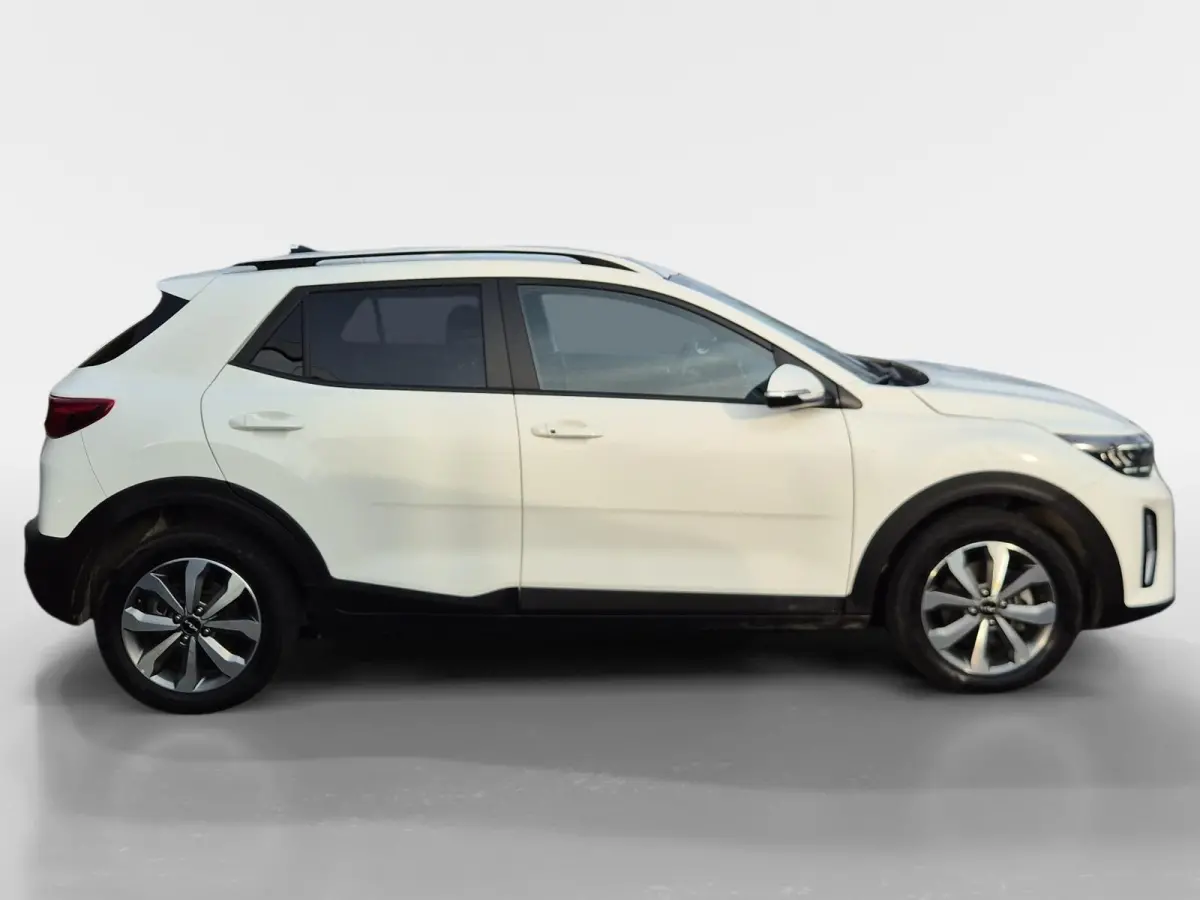 1.0 T-GDi MHEV DynamicPlusLine | Cruise Control | Climate Control | Stoelverwarming | Stuurverwarming | Navigatie | Camera | Privacy Glass |