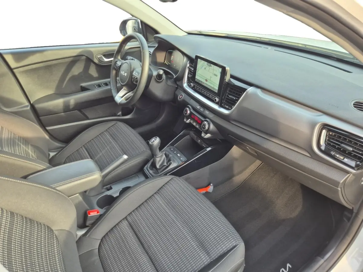 1.0 T-GDi MHEV DynamicPlusLine | Cruise Control | Climate Control | Stoelverwarming | Stuurverwarming | Navigatie | Camera | Privacy Glass |