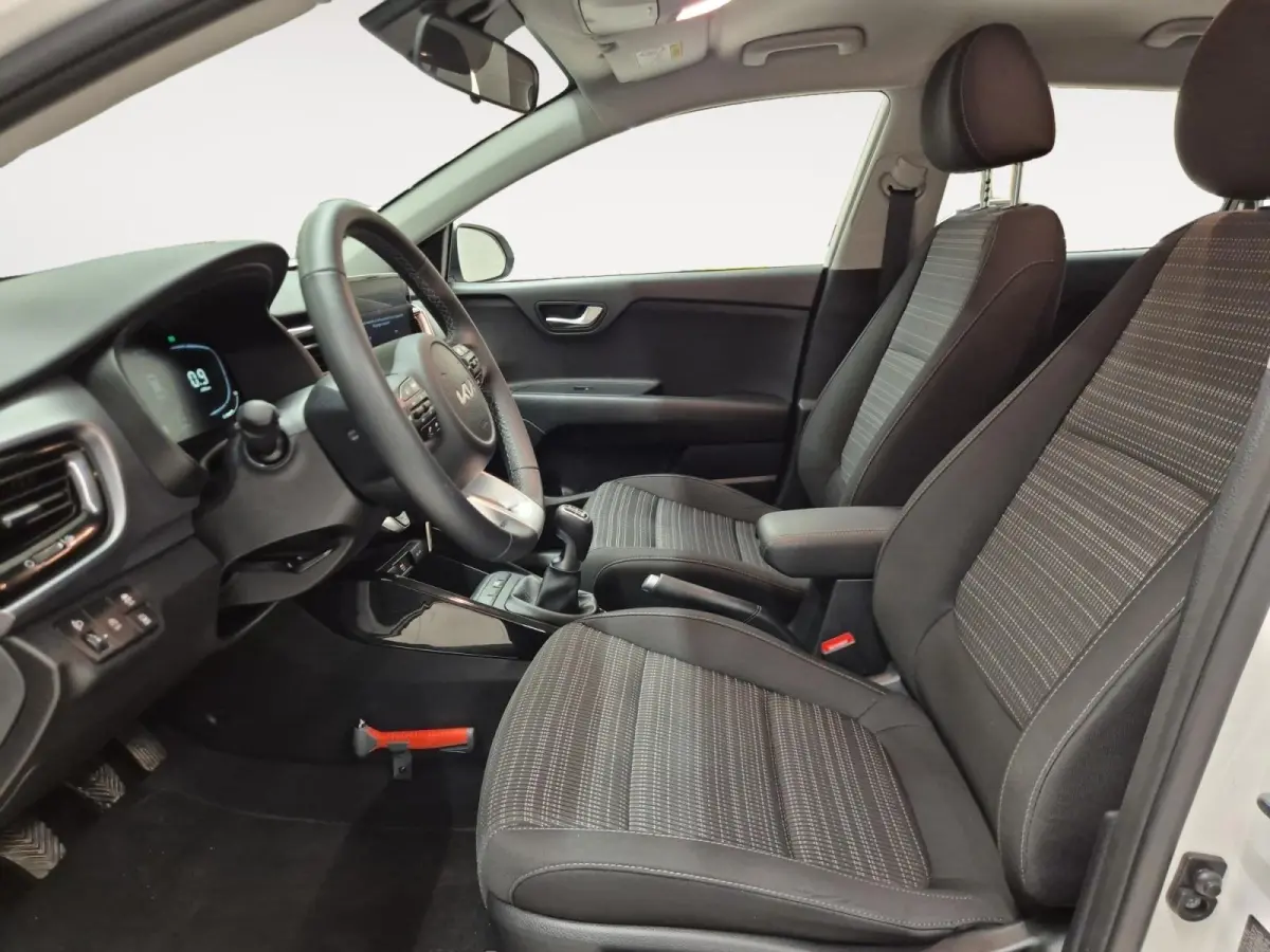 1.0 T-GDi MHEV DynamicLine | Cruise Control | Climate Control | Navigatie | Camera | LM Velgen |