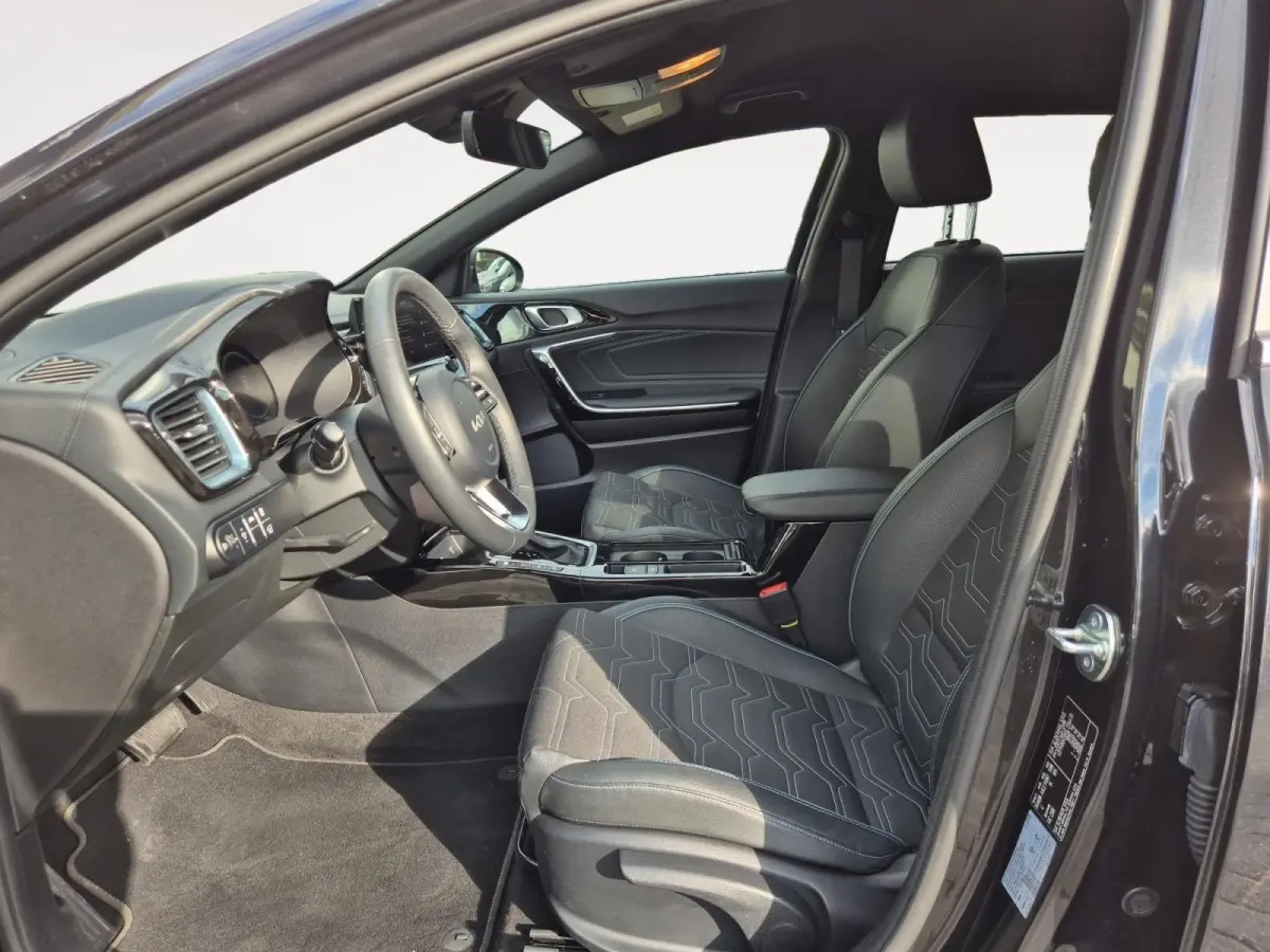 1.0 T-GDi MHEV Design Edition | Camera | Climate Control | Stoelverwarming | Stuurverwarming | Cruise Control | Carplay/Android Auto |