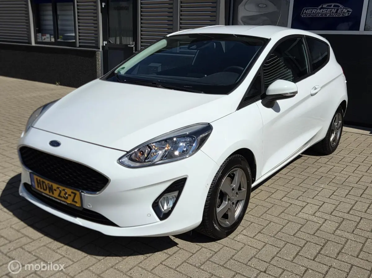 1.1 Trend Carplay, goed onderhouden!