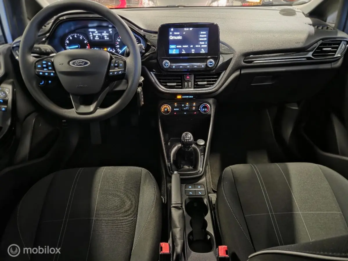 1.1 Trend Carplay, goed onderhouden!