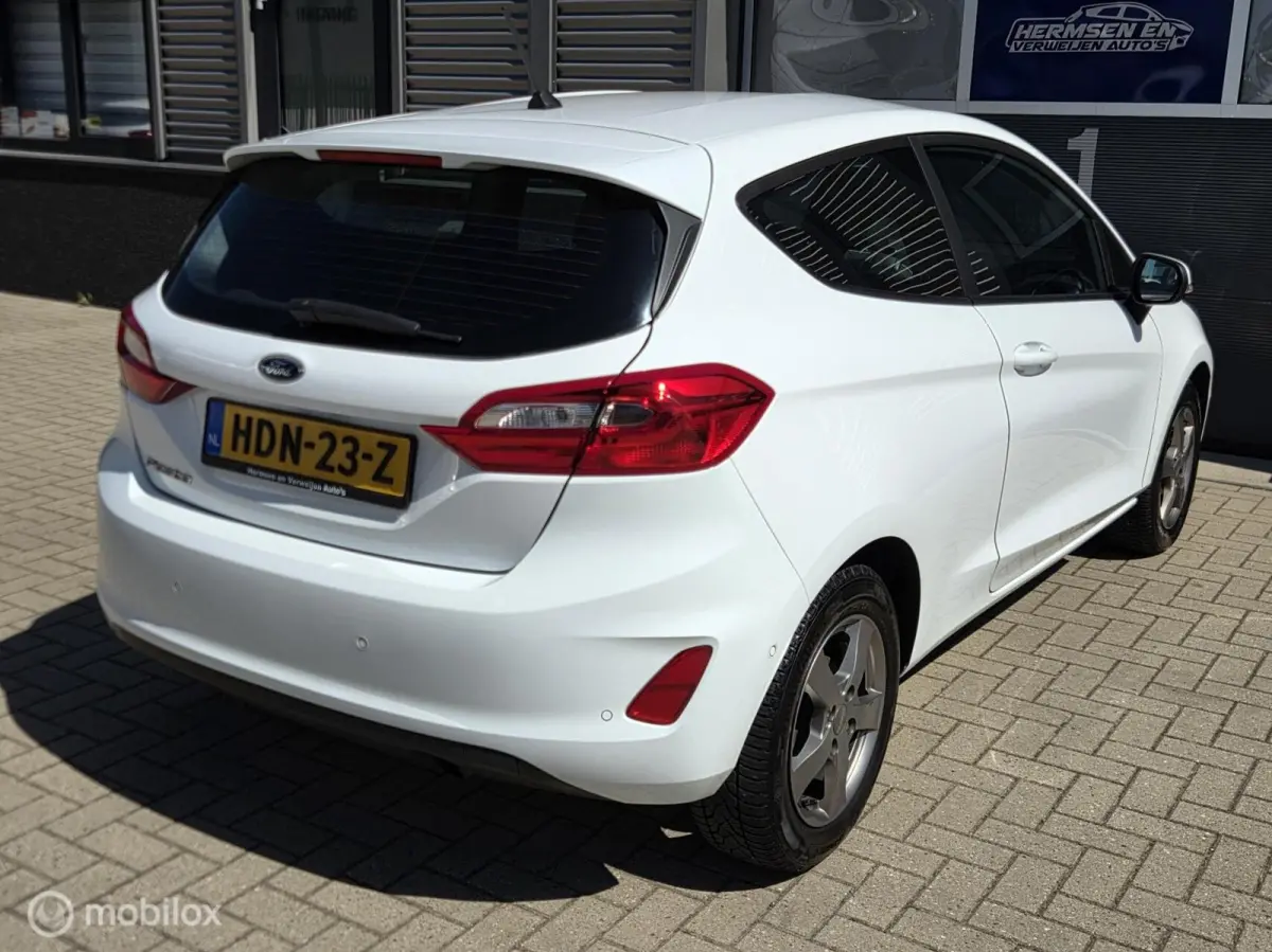 1.1 Trend Carplay, goed onderhouden!