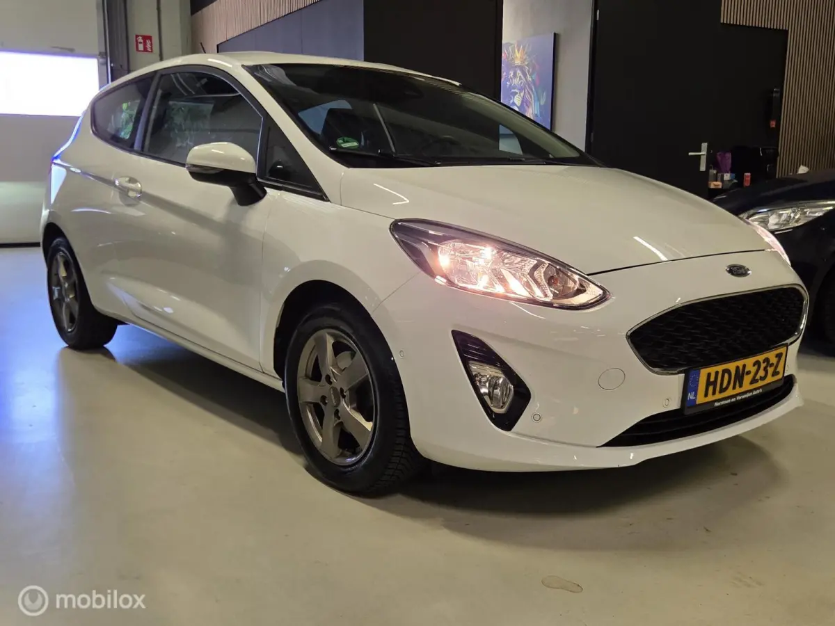 1.1 Trend Carplay, goed onderhouden!