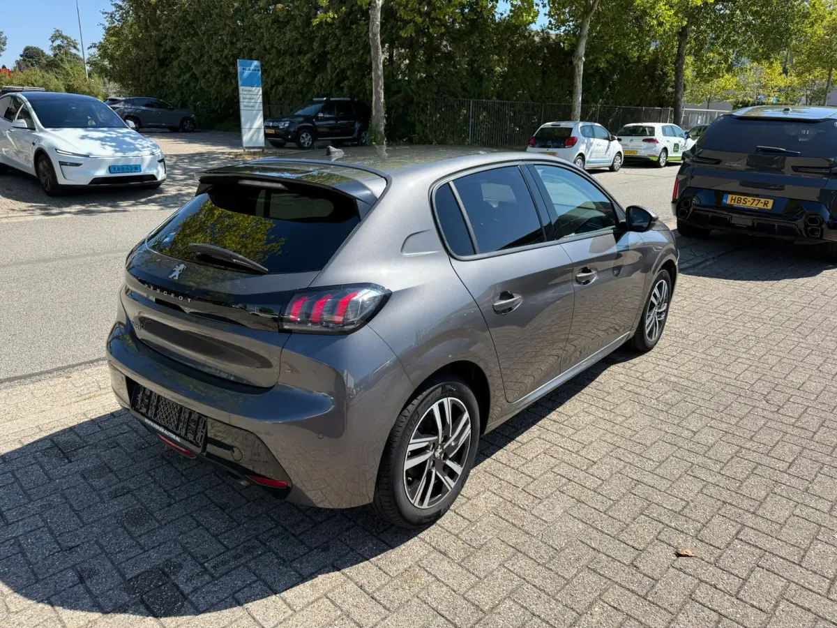 1.2 PureTech Allure, Navi, Camera, Airco, Dealer auto, 1ste eigenaar, Keyless