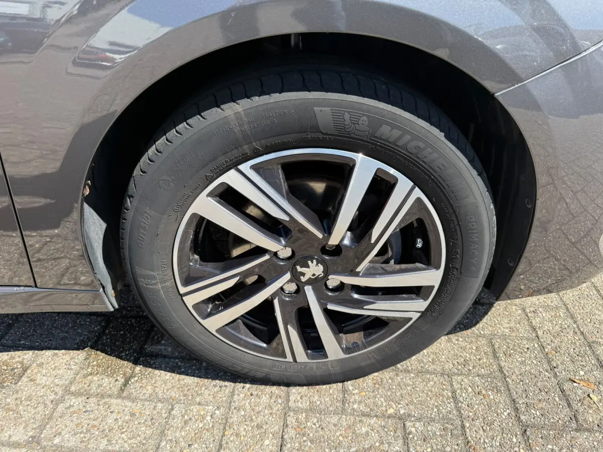 1.2 PureTech Allure, Navi, Camera, Airco, Dealer auto, 1ste eigenaar, Keyless