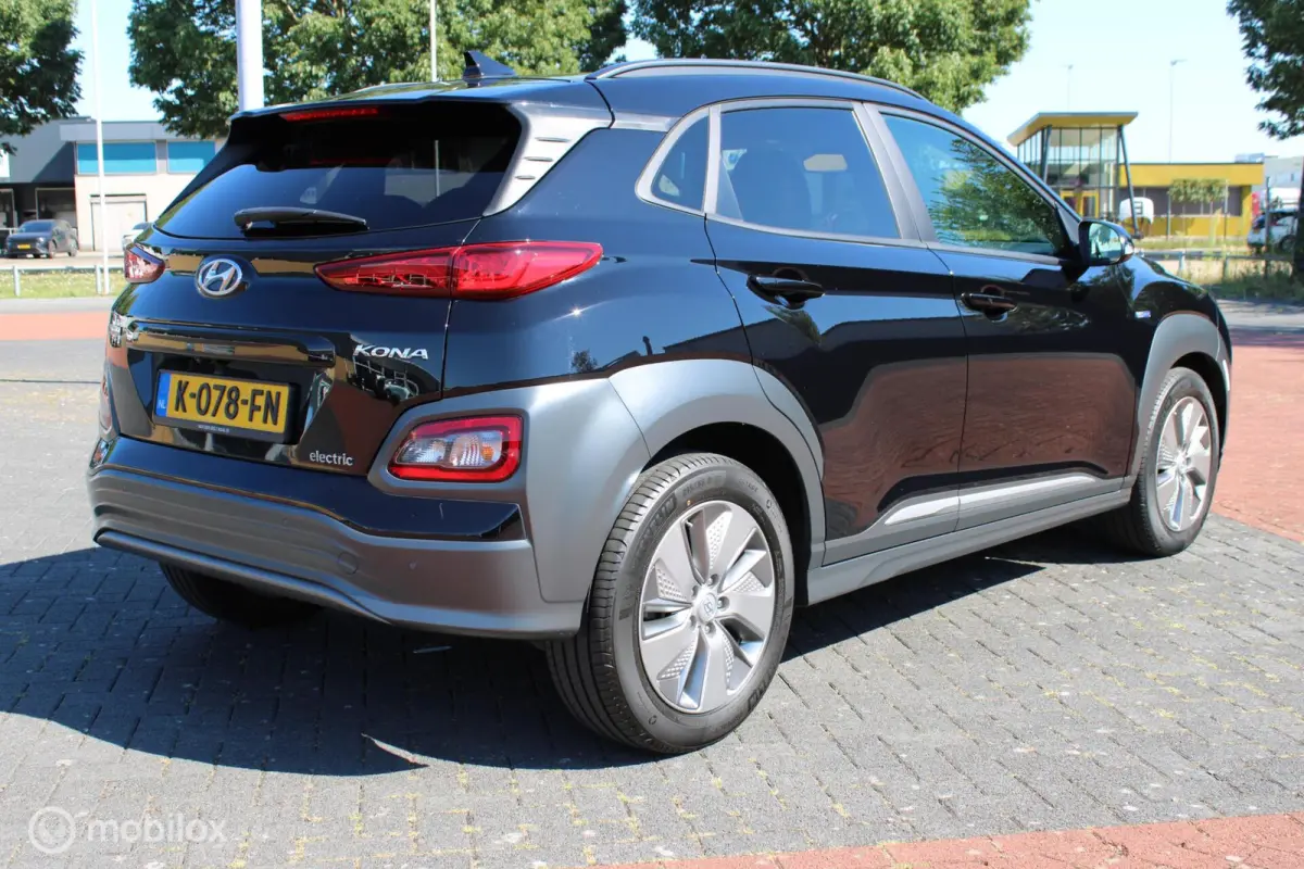 EV Fashion 64 kWh, 3 -fase laden, Navi, App connect, Dode hoek detectie, Head-up display, Clima, Pdc + Camera, Cruise, Keyless go/entry