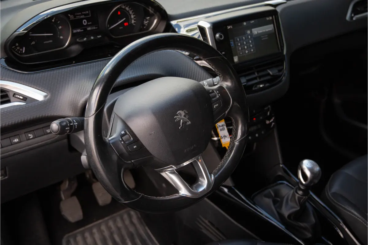 1.6 BlueHDi Allure , Cruise control, Isofix
