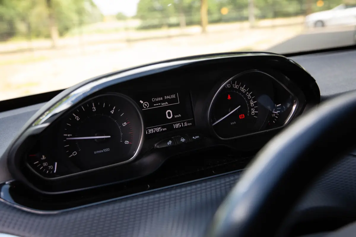 1.6 BlueHDi Allure , Cruise control, Isofix