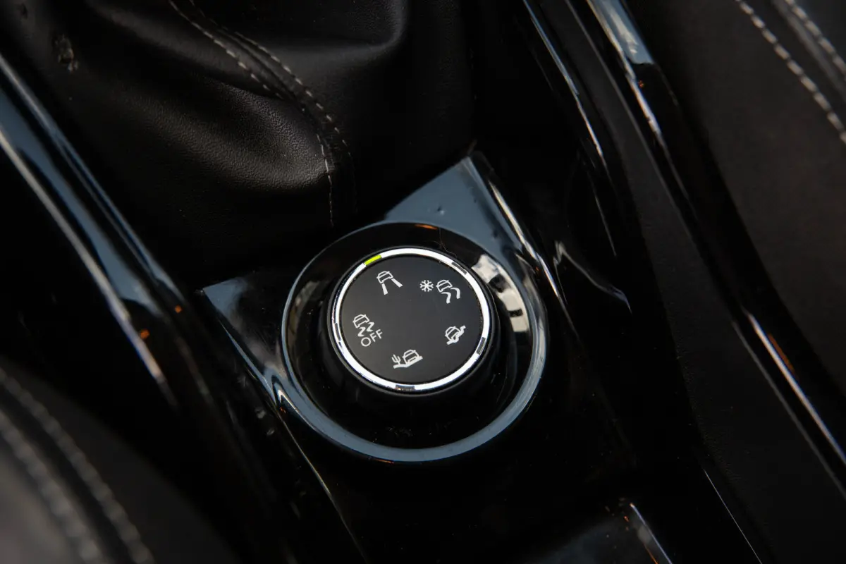 1.6 BlueHDi Allure , Cruise control, Isofix