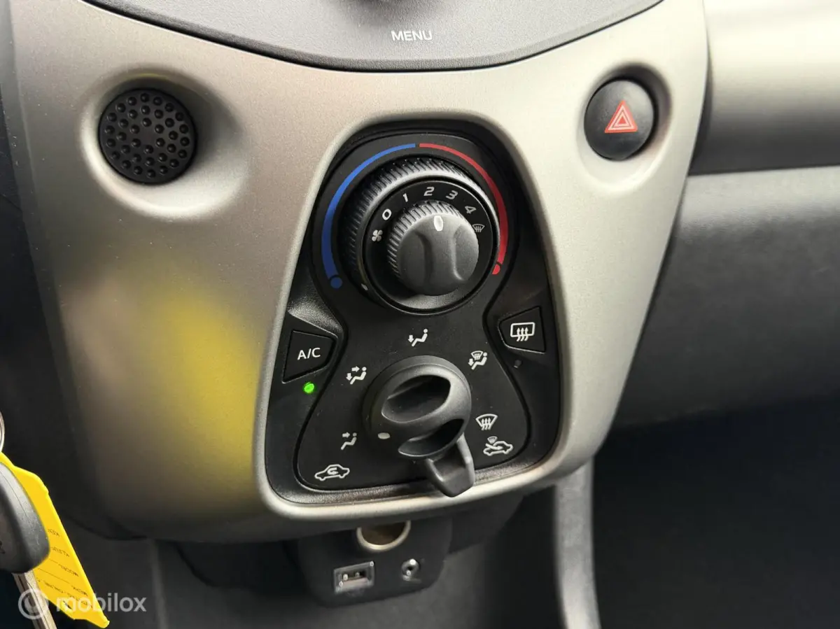 1.0 e-VTi Active | AIRCO | 5 DEUREN |