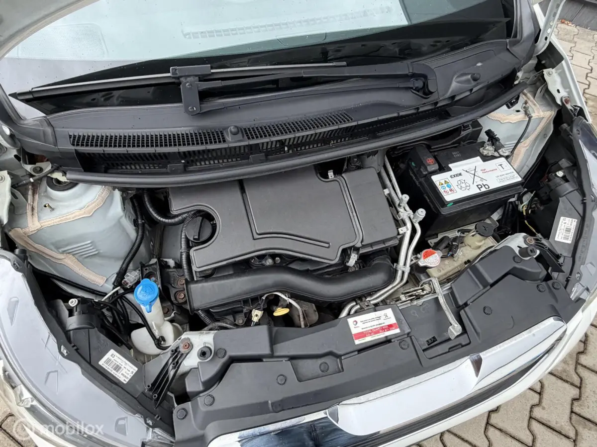 1.0 e-VTi Active | AIRCO | 5 DEUREN |