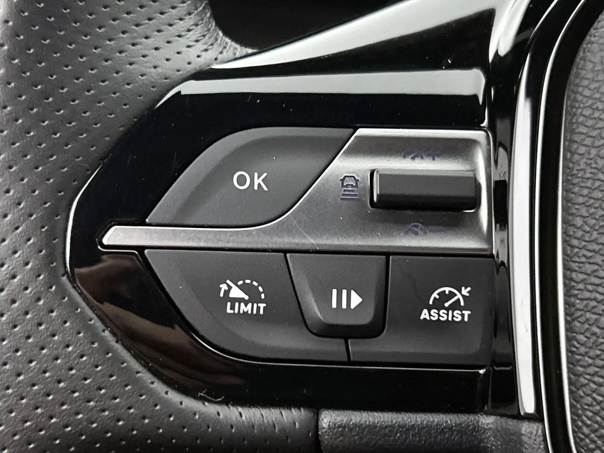 1.6 225pk HYbrid GT Automaat | Accu 99% | Navigatie | Achteruitrijcamera | Matrix LED koplampen | Handsfree Achterklep | Adaptieve Cruise Control | Keyless | Parkeersensoren v+a | Sfeerverli