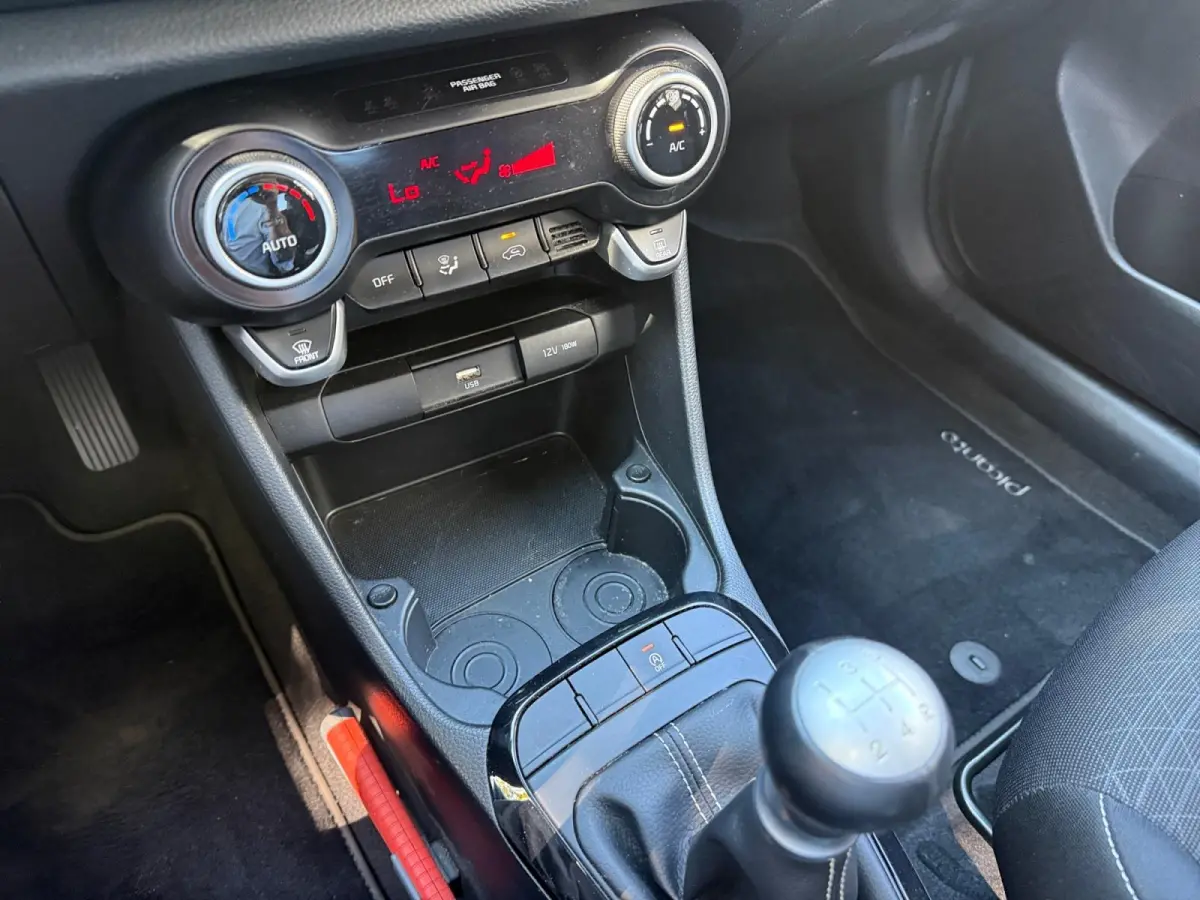 1.0 DPi DynamicPlusLine | Achteruitrijcamera | Apple Carplay/Android Auto | Cruise Control | Climate Control |