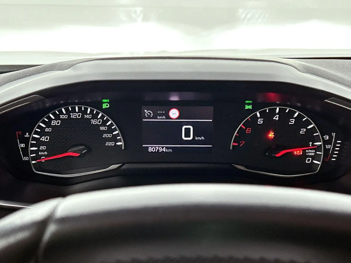 1.2 Puretech 96kW S&S Allure | APPLE CARPLAY | ANDROID AUTO | ACHTERUITRIJCAMERA | PARKEERSENSOREN | STOELVERWARMING | DAB RADIO | NAVIGATIE | CRUISE CONTROL | RIJSTROOKHULP | LICHTMETALEN V