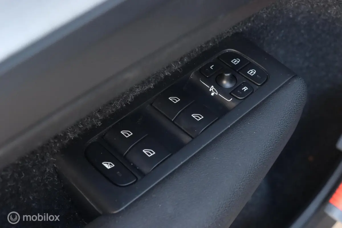 1.5 T5 Business Pro|CAMERA|CARPLAY|LED|CLIMATE