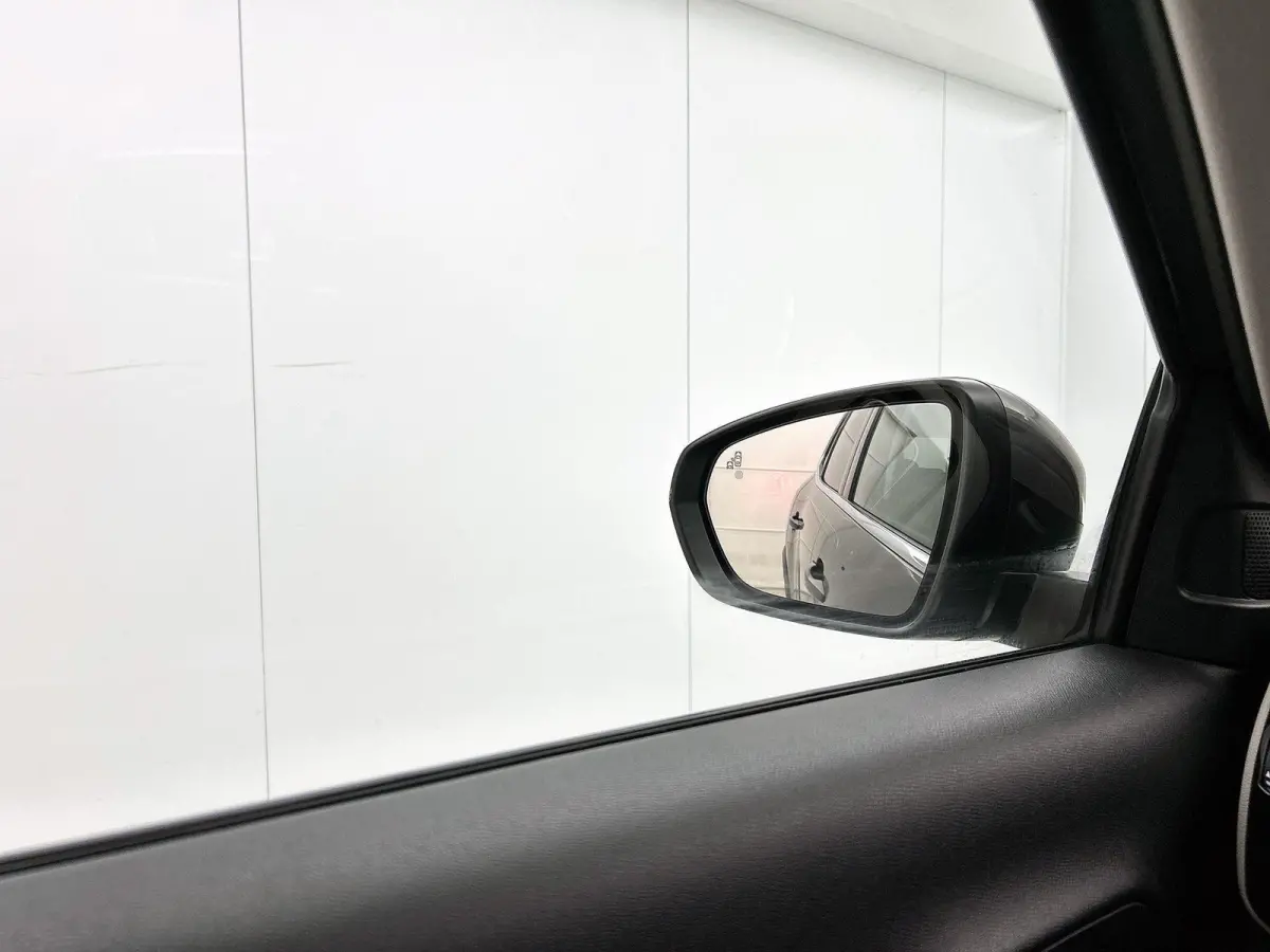 1.2 130pk Feel Automaat | Elektrische Bestuurdersstoel | Navigatie | Climate Control | Adaptieve Cruise Control | Camera | LED | 18"LMV | Stoelverwarming | Dodehoekdetectie | Keyless Entry/S
