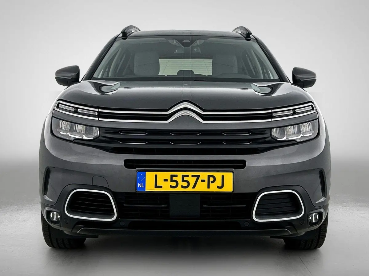 1.2 130pk Feel Automaat | Elektrische Bestuurdersstoel | Navigatie | Climate Control | Adaptieve Cruise Control | Camera | LED | 18"LMV | Stoelverwarming | Dodehoekdetectie | Keyless Entry/S