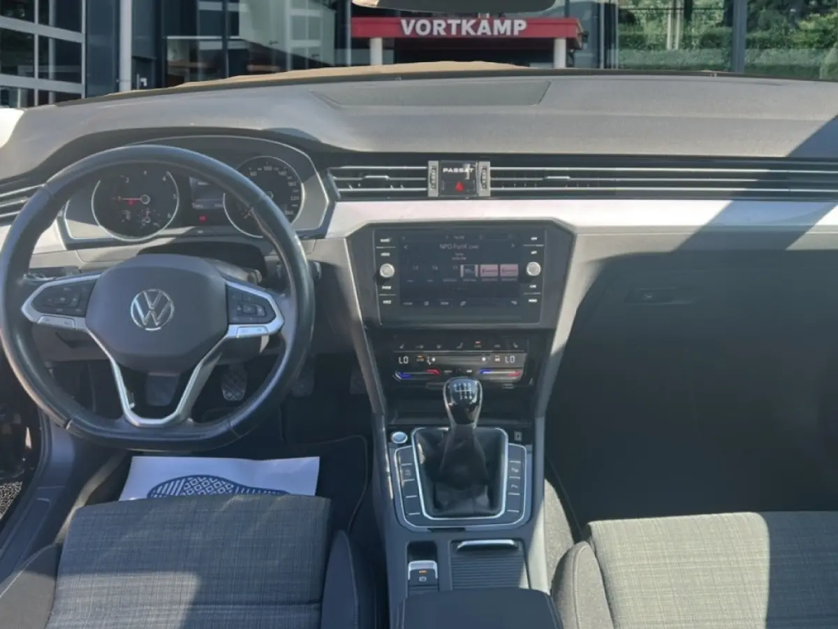2.0 TDI BUSINESS PANO-DAK/CAMERA/ACC/STOELVERW/CARPLAY/NAVI