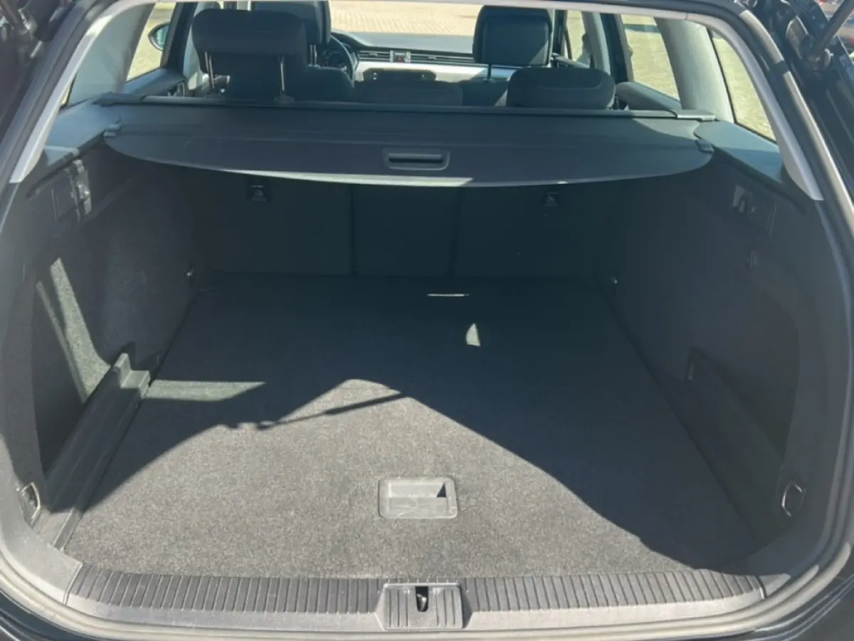 2.0 TDI BUSINESS PANO-DAK/CAMERA/ACC/STOELVERW/CARPLAY/NAVI