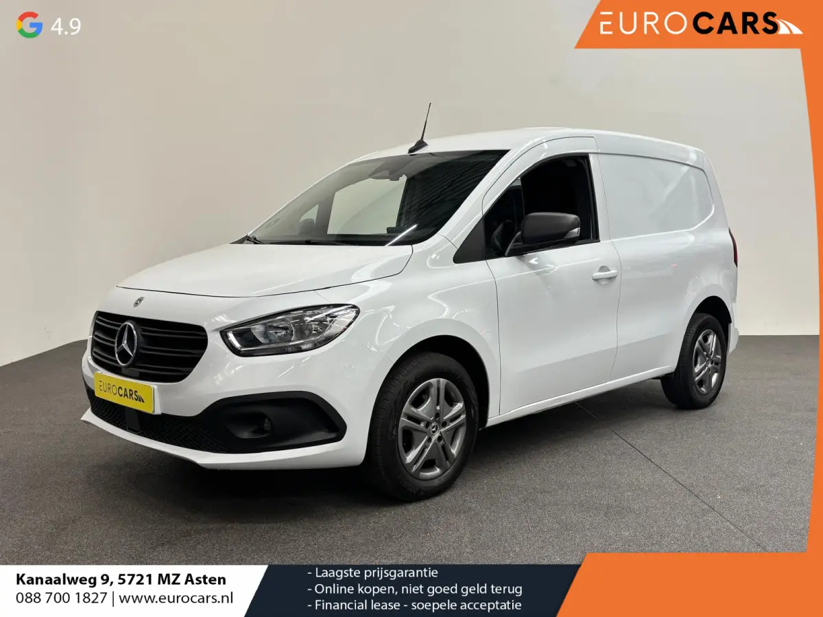 110 CDI Pro L1 Airco Cruise control Achteruitrijcamera Verwarmde stoel Trekhaak Parkeersensor achter Apple Carplay/ Android Auto