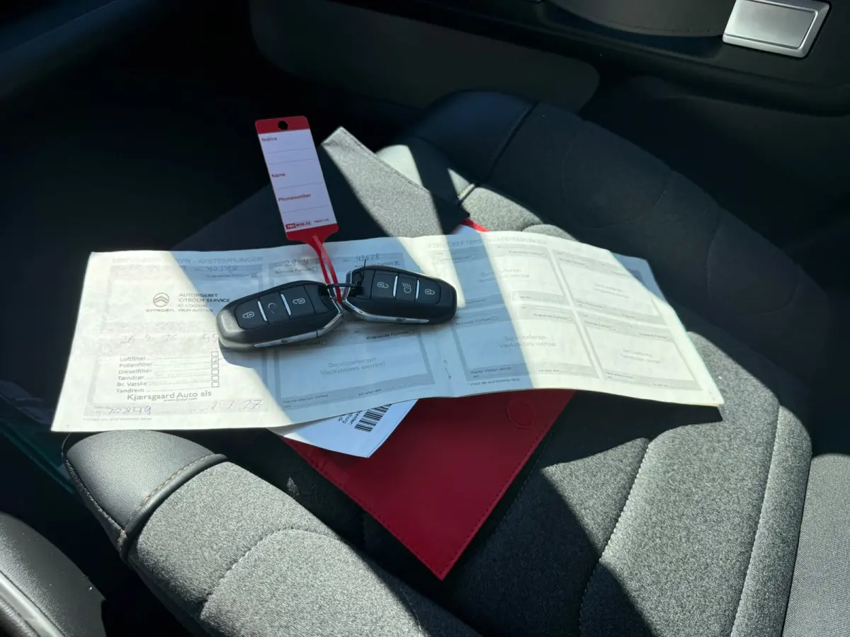 1.2 PureTech Shine, Navi, Camera, Airco, Dealer auto