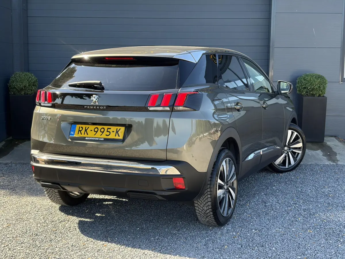 1.2 PureTech Allure 2e Eigenaar l D-riem vv in 2023 l 360° Camera l Carplay l Dealer Onderhouden l Keyless l Stoelverwarming l Dodehoek l 6 Bak l Pdc V+A l 131pk l Bj 12-2017 l 19'' Lmv l A