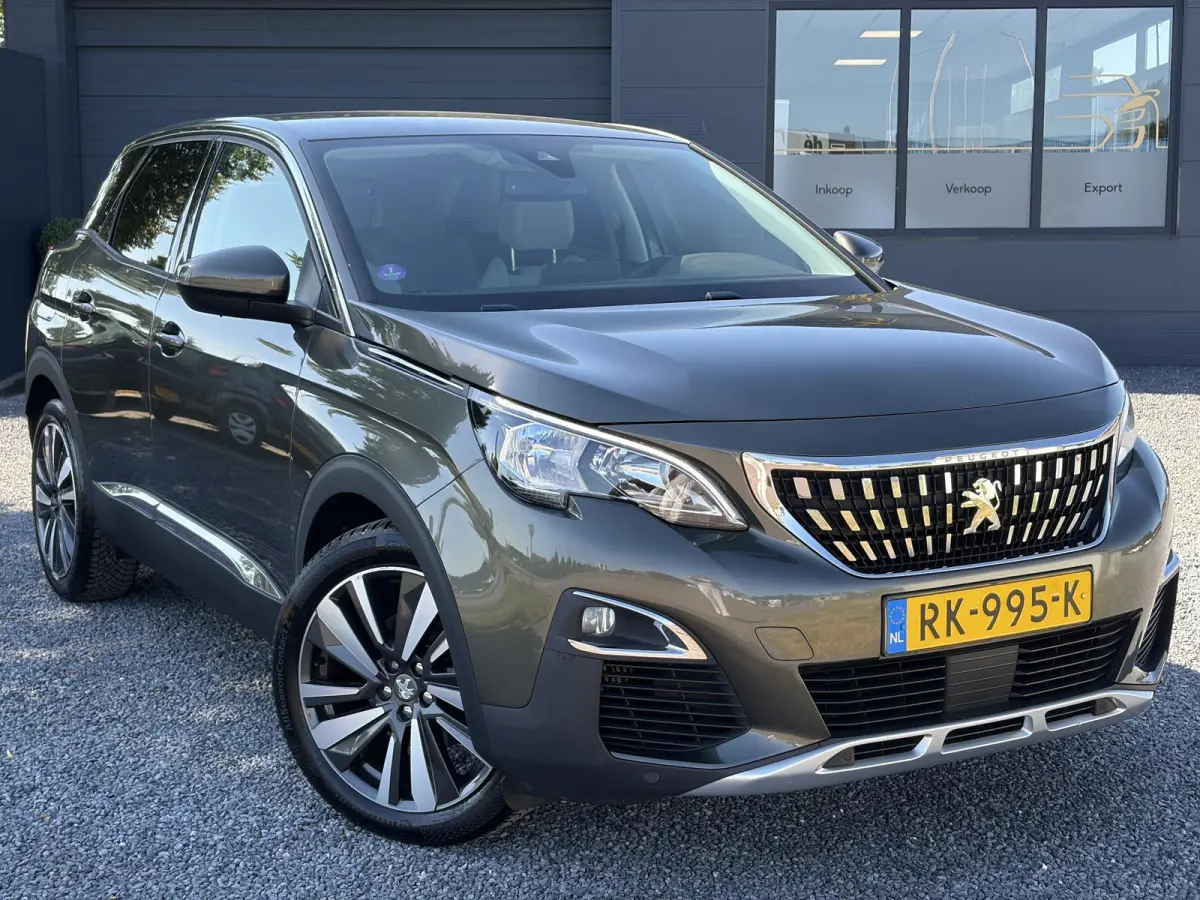 1.2 PureTech Allure 2e Eigenaar l D-riem vv in 2023 l 360° Camera l Carplay l Dealer Onderhouden l Keyless l Stoelverwarming l Dodehoek l 6 Bak l Pdc V+A l 131pk l Bj 12-2017 l 19'' Lmv l A