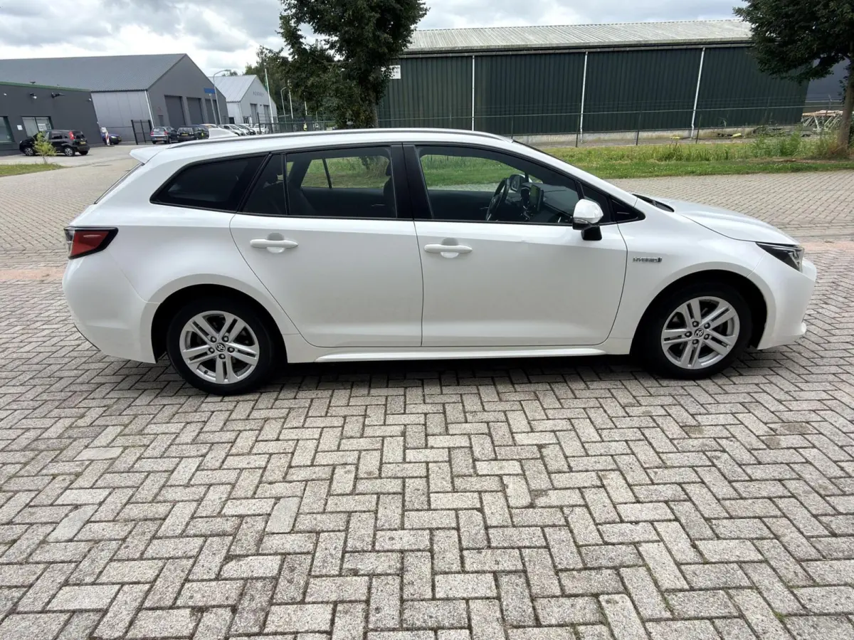 1.8 Hybrid Active Dealer OH|Cruise|