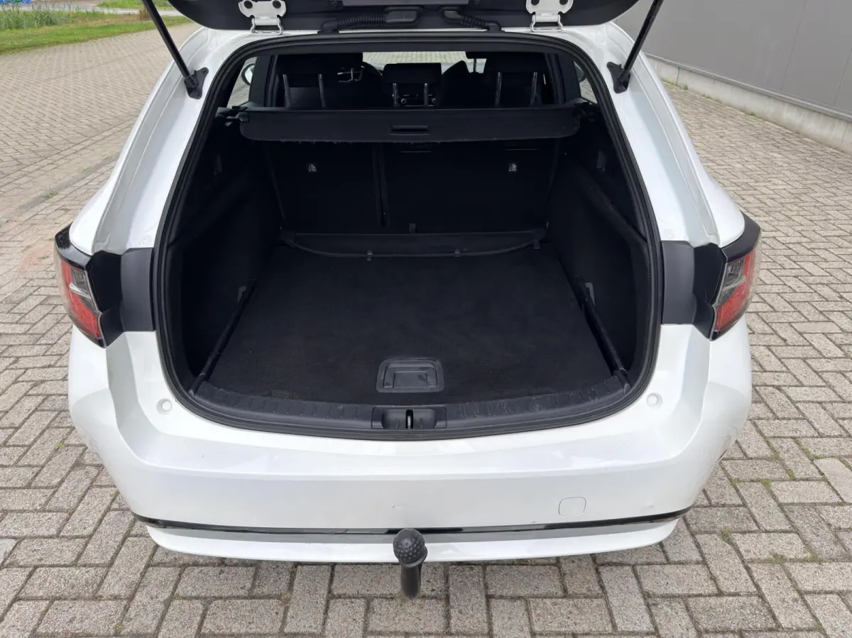 1.8 Hybrid Active Dealer OH|Cruise|